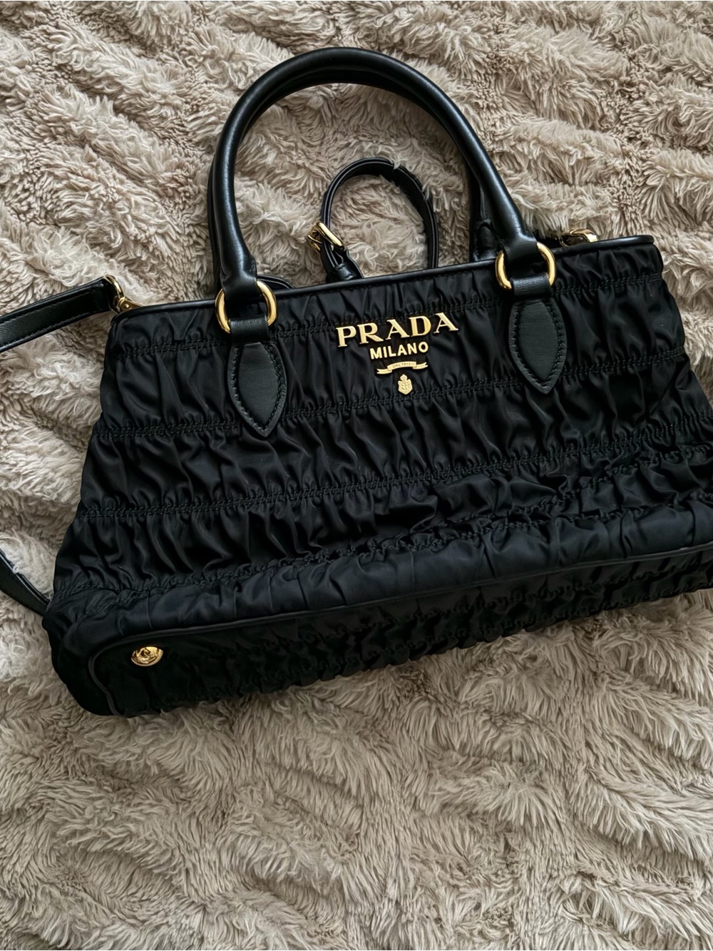Prada Milano Black Tessuto Nylon Gaufre Small Tote - Picture 4 of 10